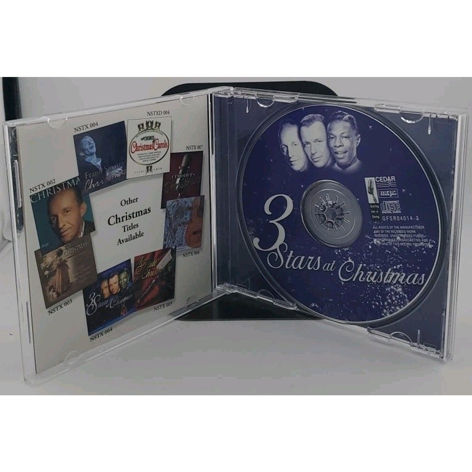 3 Stars of Christmas CD Crosby Cole and Sinatra 1990s 18 Song Celebrity Album