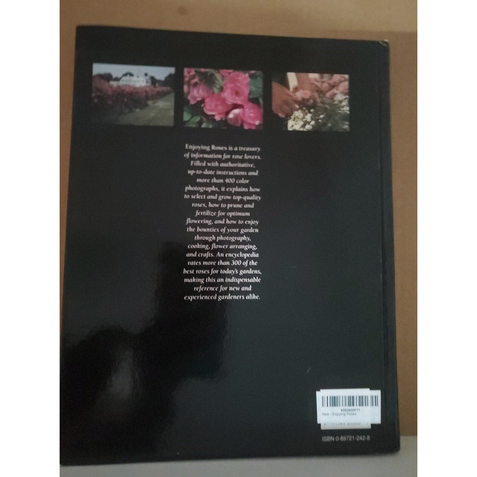 Ortho's Guide to Enjoying Roses by Janet Goldenberg, Ann Reilly and Saxon...