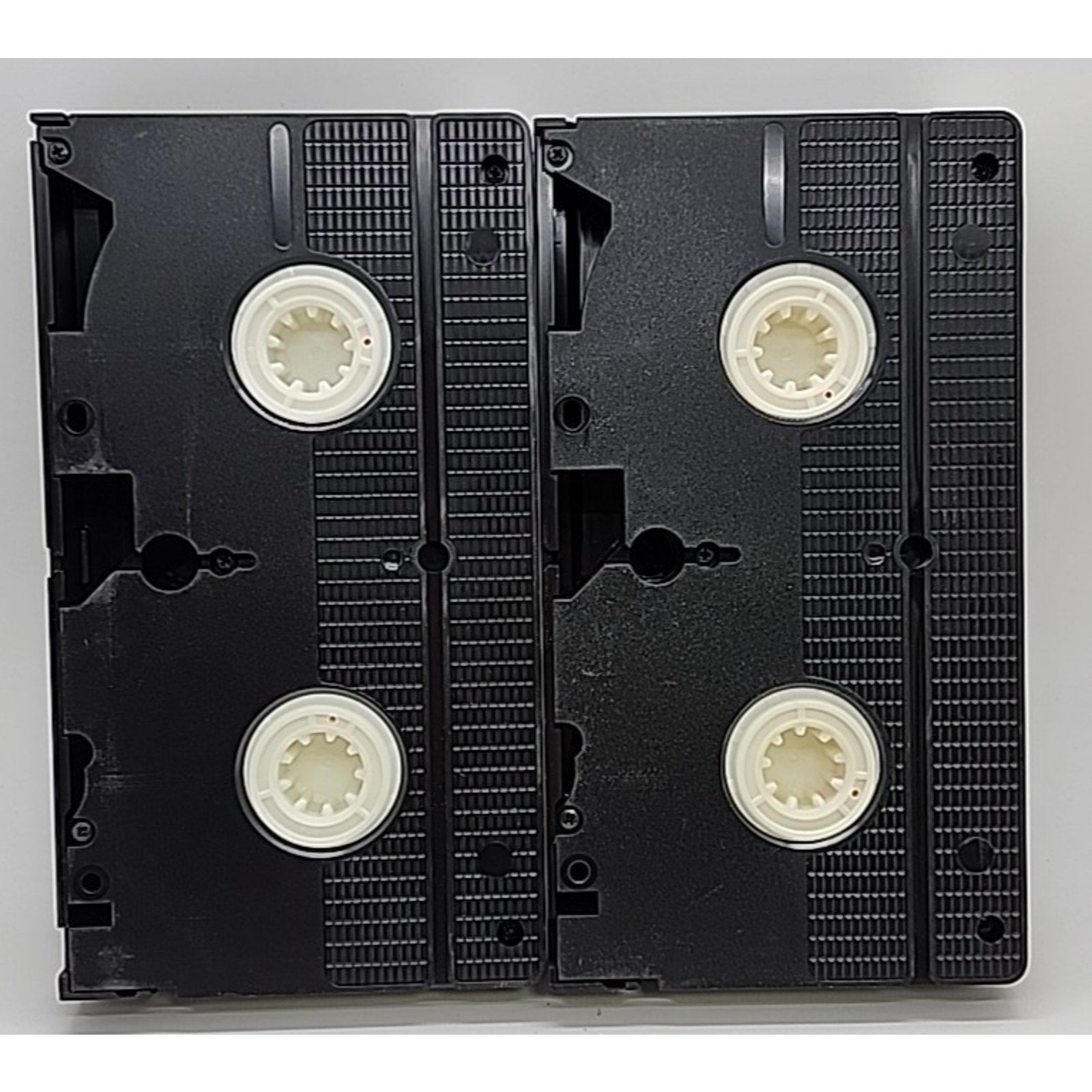 The Sacketts Staring Sam Elliott (VHS, 1991, 2-Tape Set)