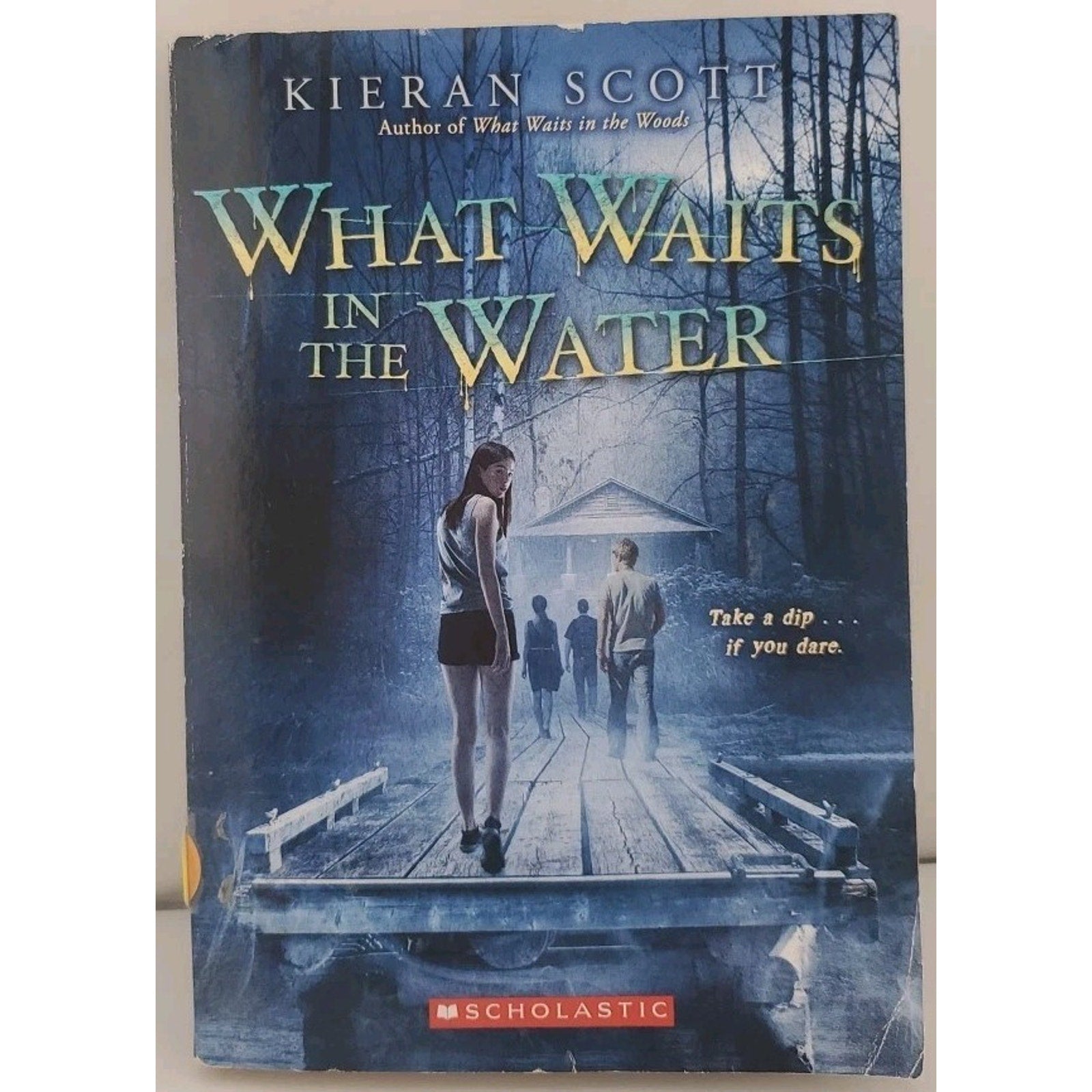 What Waits in the Water by Kieran Scott (Paperback)