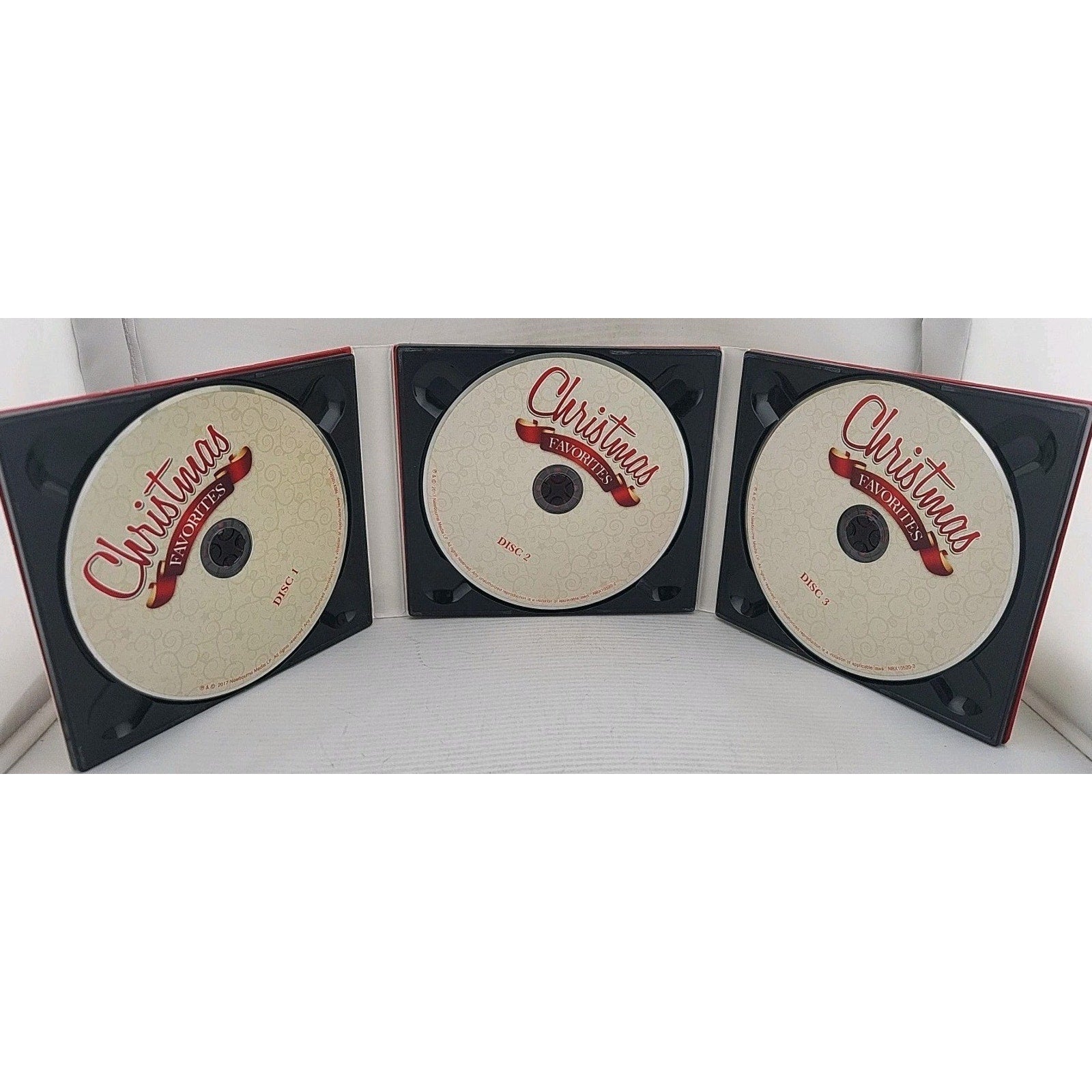50 Christmas Favorites 3 CDs