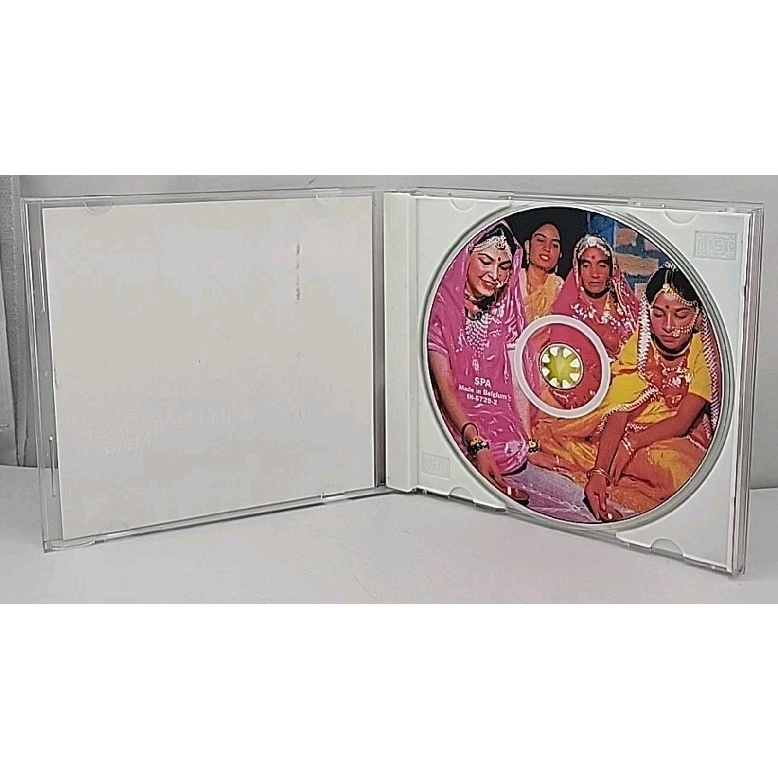 Mata by Lata Mangeshkar (CD, Import, 1996, Interra Records, Inc.)