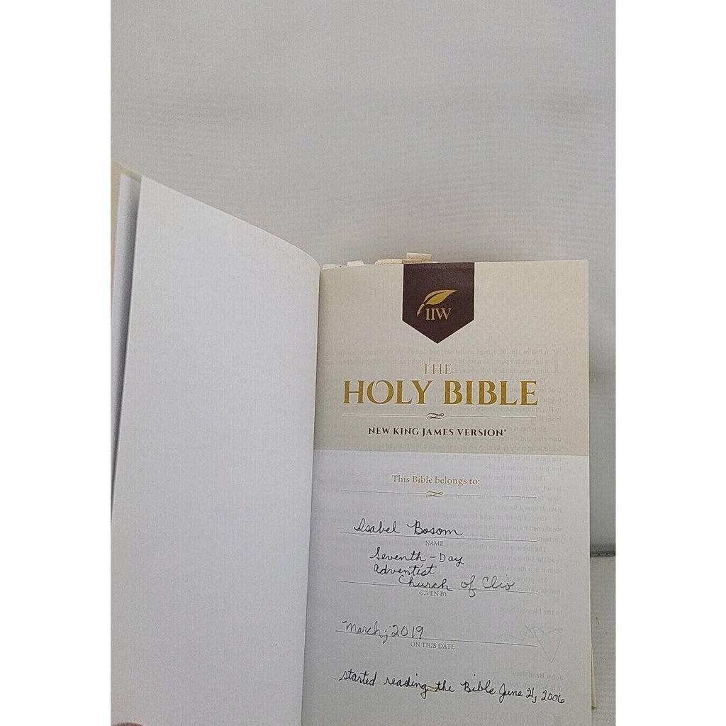 The Holy Bible - New King James Version - Giant Print Edition