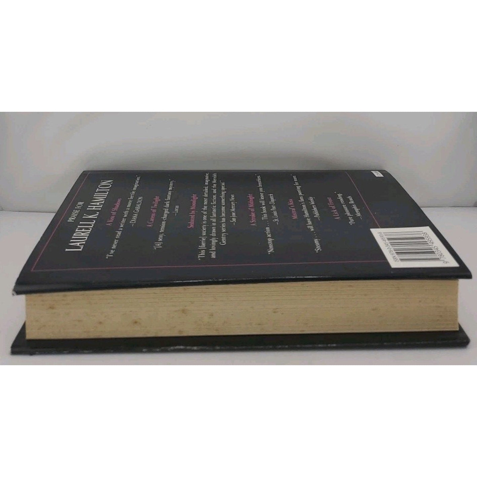 Swallowing Darkness by Laurell K. Hamilton (2008, Hardcover)