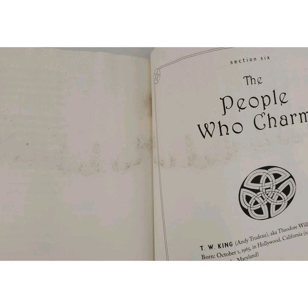 Book of Shadows : The Unofficial Charmed Companion by Ngaire E. Genge (2000,...