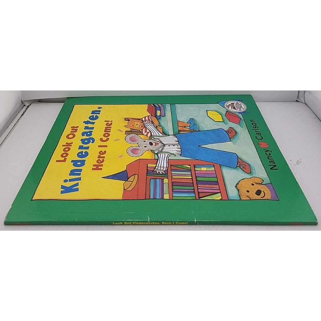 Look Out Kindergarten, Here I Come by Nancy Carlson (1999, Hardcover)