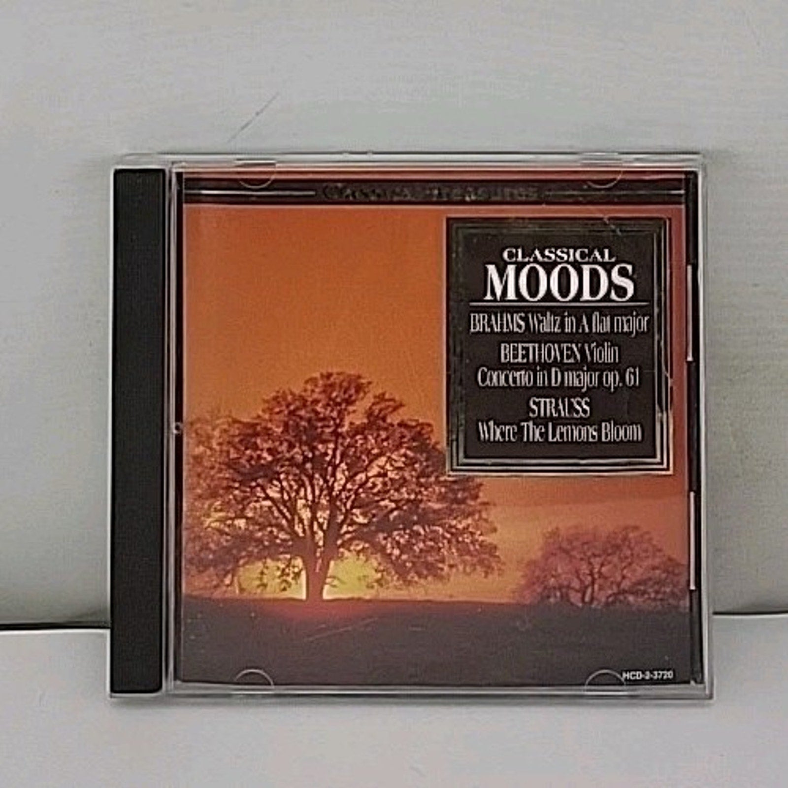 Classical Treasures - Classical Moods CD Brahms Beethoven Strauss Classical