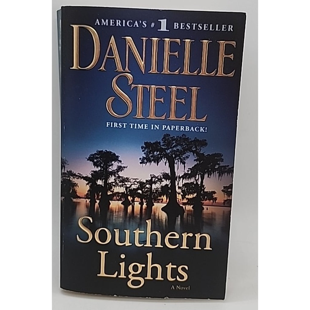 Southern Lights : A Novel by Danielle Steel (2010, Mass Market)
