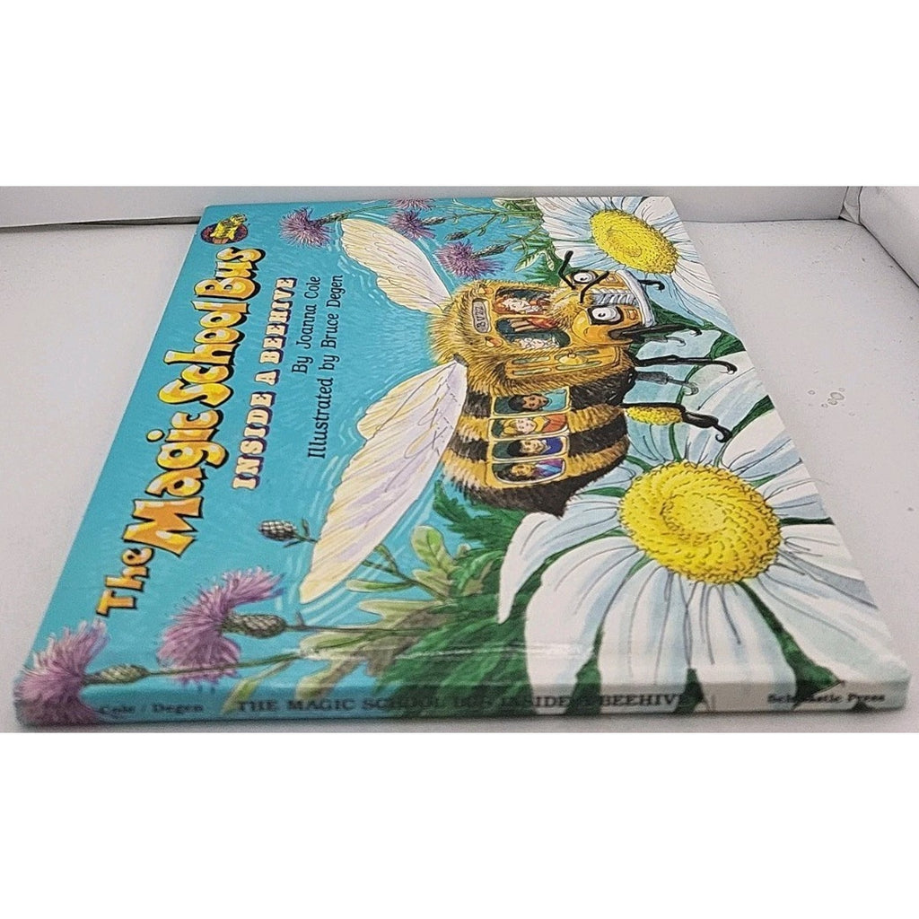 Magic School Bus Inside a Beehive by Joanna Cole