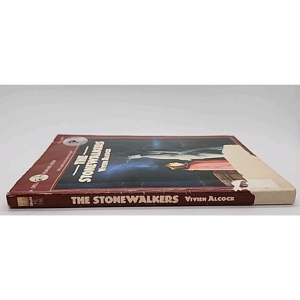 Stonewalkers by Vivien Alcock (1990, Digest Paperback)