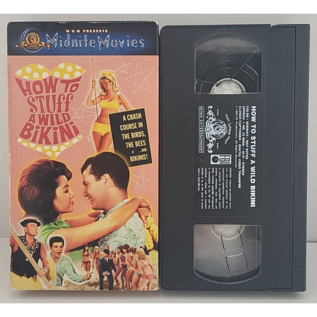 How to Stuff a Wild Bikini (VHS, 2000)