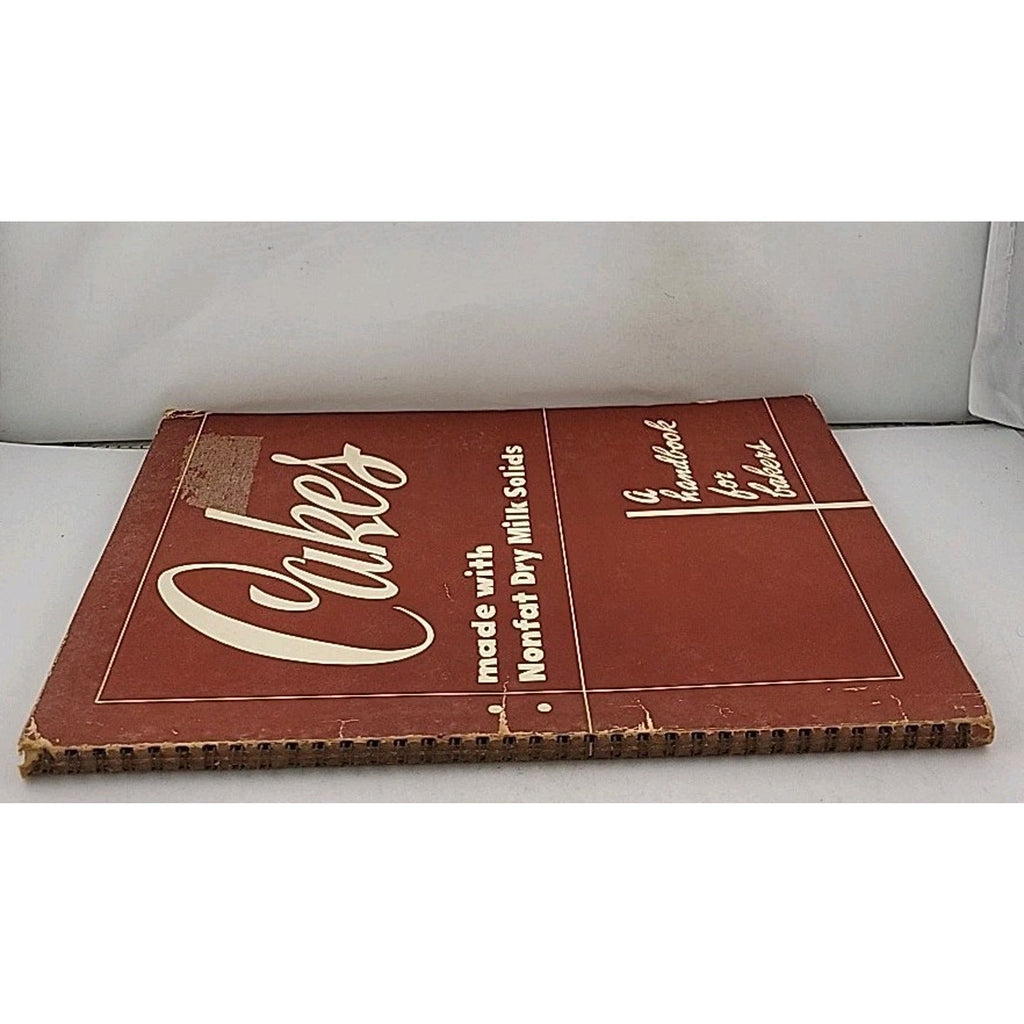 Cakes: A Handbook For Bakers - American Dry Milk Institute