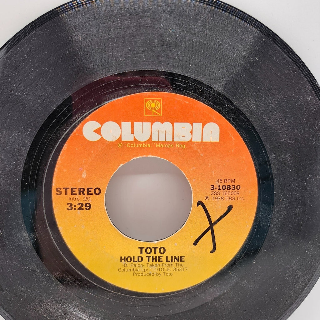 Hold the Line / Takin' It Back by Toto (Record) - 3-10830