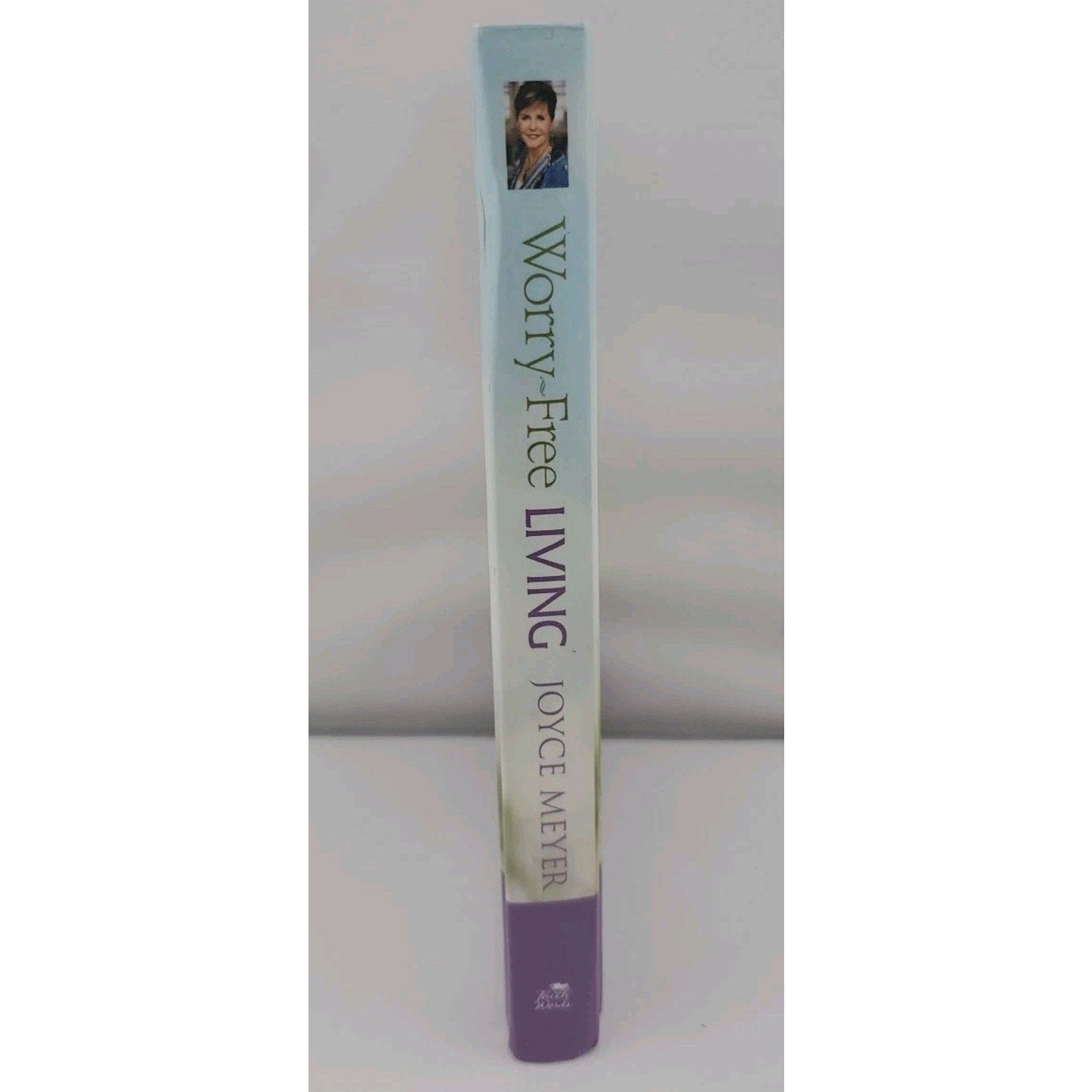 Worry-Free Living : Trading Anxiety for Peace by Joyce Meyer (2016, Hardcover)