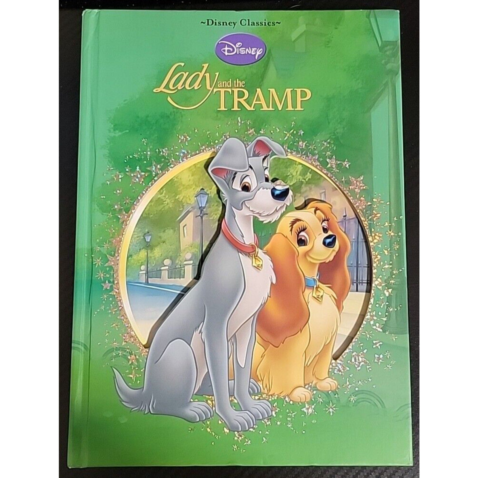 Disney's Lady And The Tramp (Disney Classics) - Hardcover