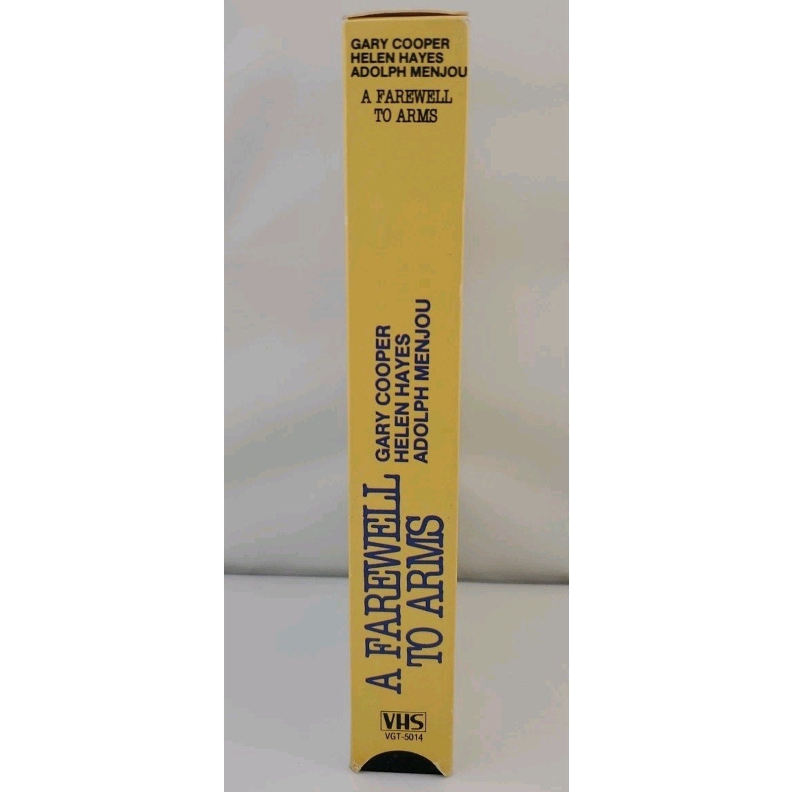 A Farewell to Arms (VHS)