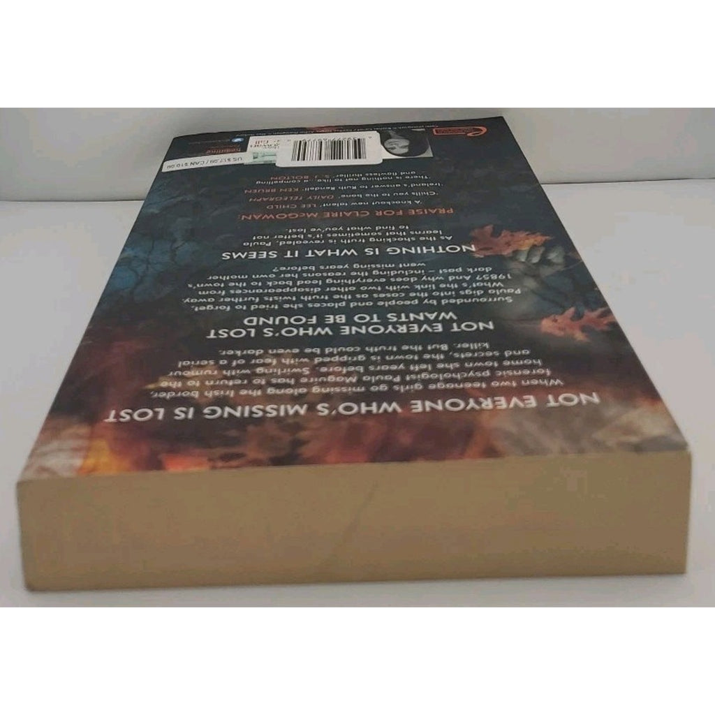 Lost by Claire McGowan (2013, Trade Paperback)