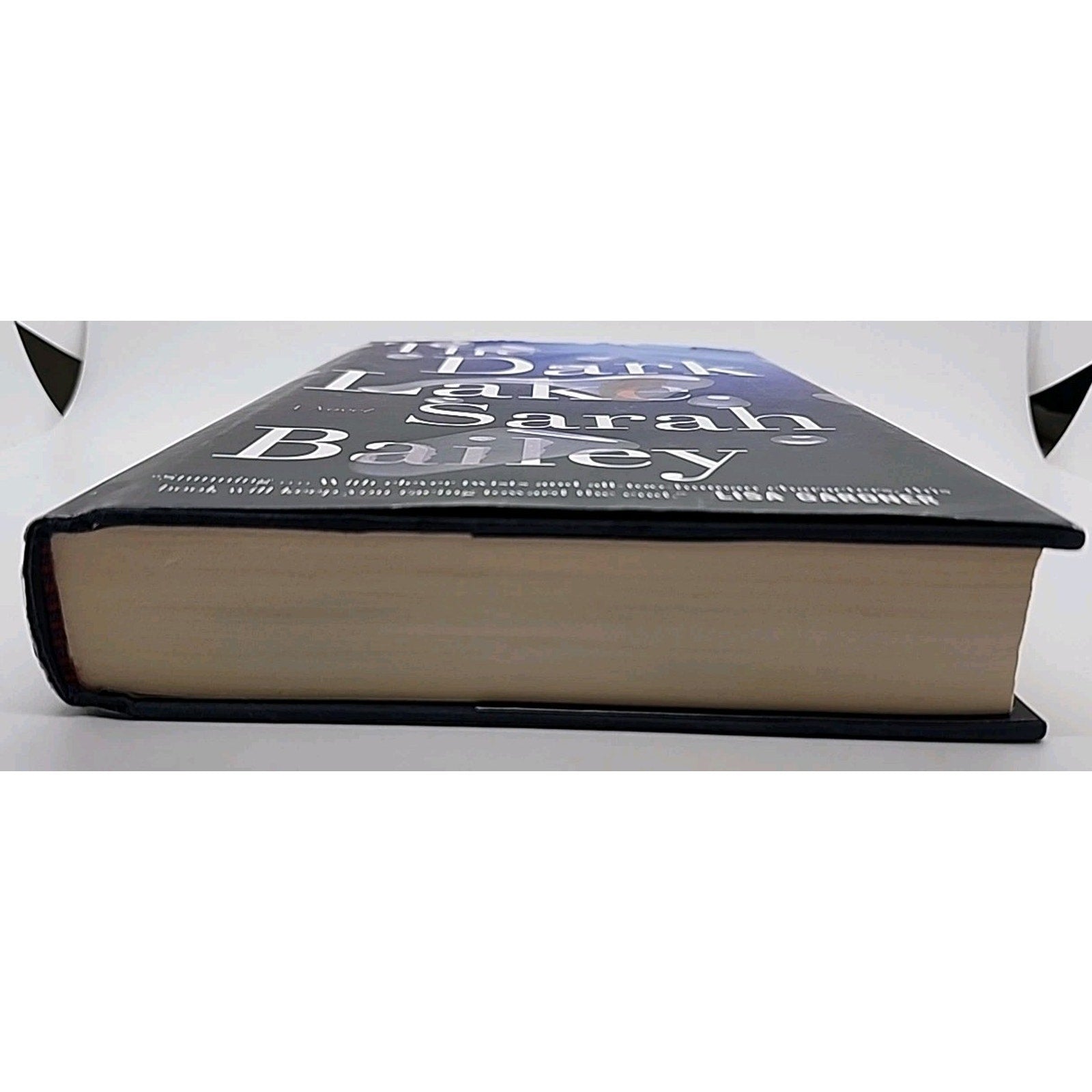 Dark Lake by Sarah Bailey (2017, Hardcover)