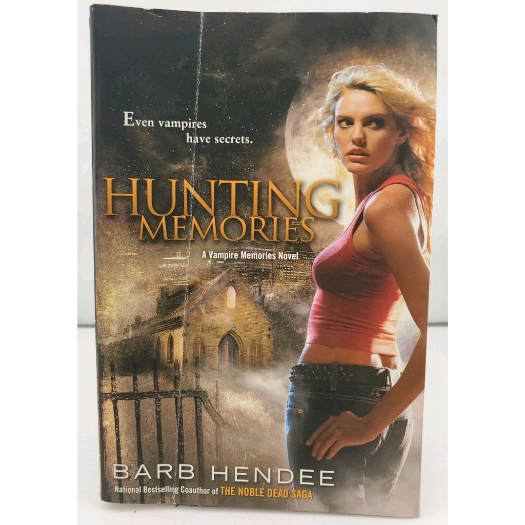 Hunting Memories : A Vampire Memories Novel by Barb Hendee (2009, Paperback)