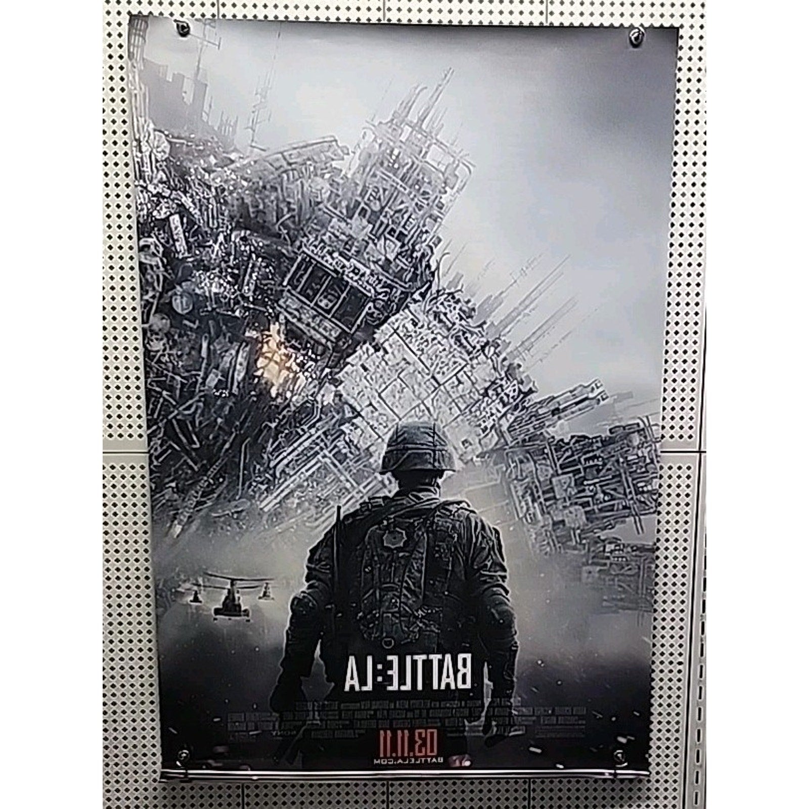 Battle Los Angeles Original 27x40 D/S Movie Poster