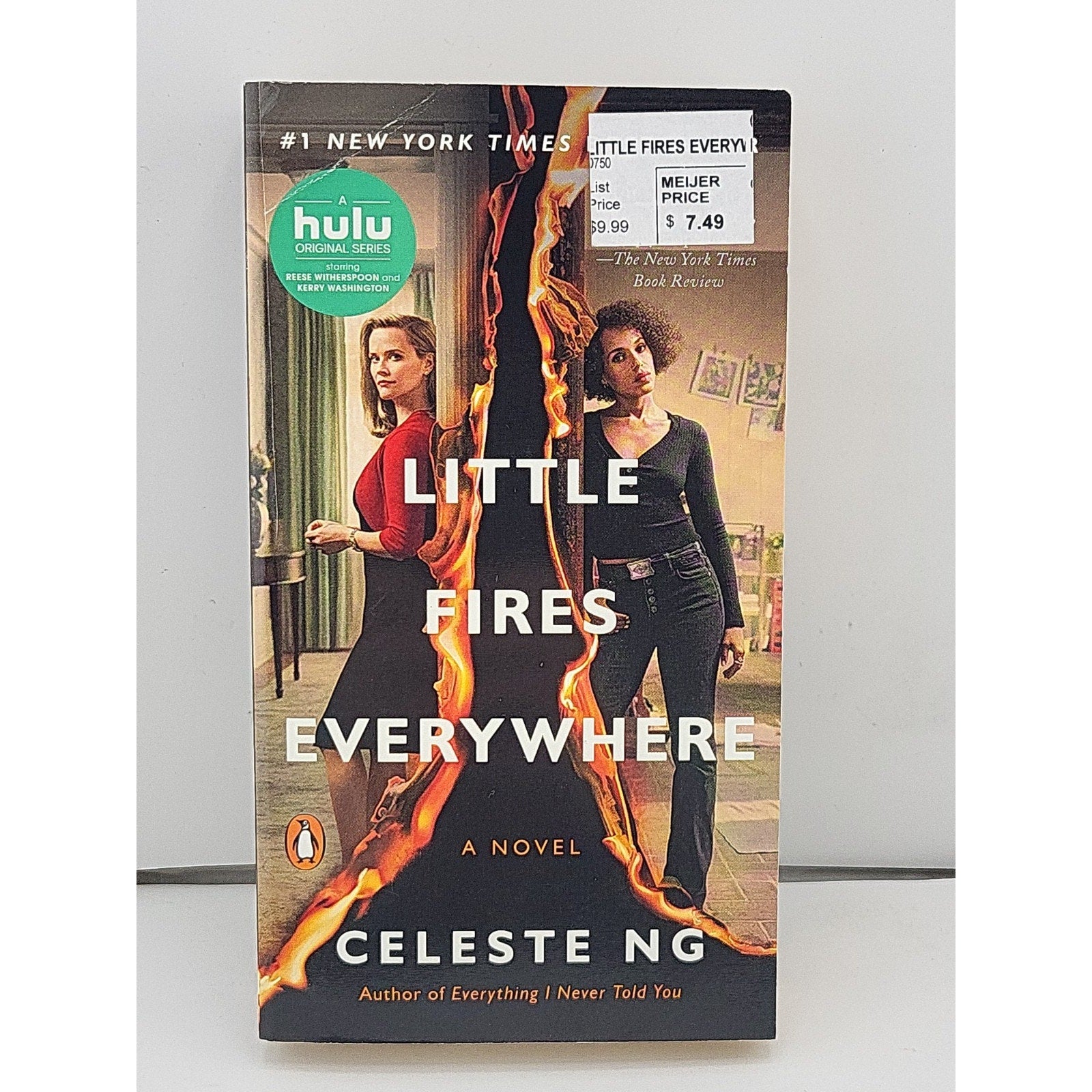 Little Fires Everywhere (Movie Tie-In) : A Novel by Celeste Ng (2020, Us-Tall...