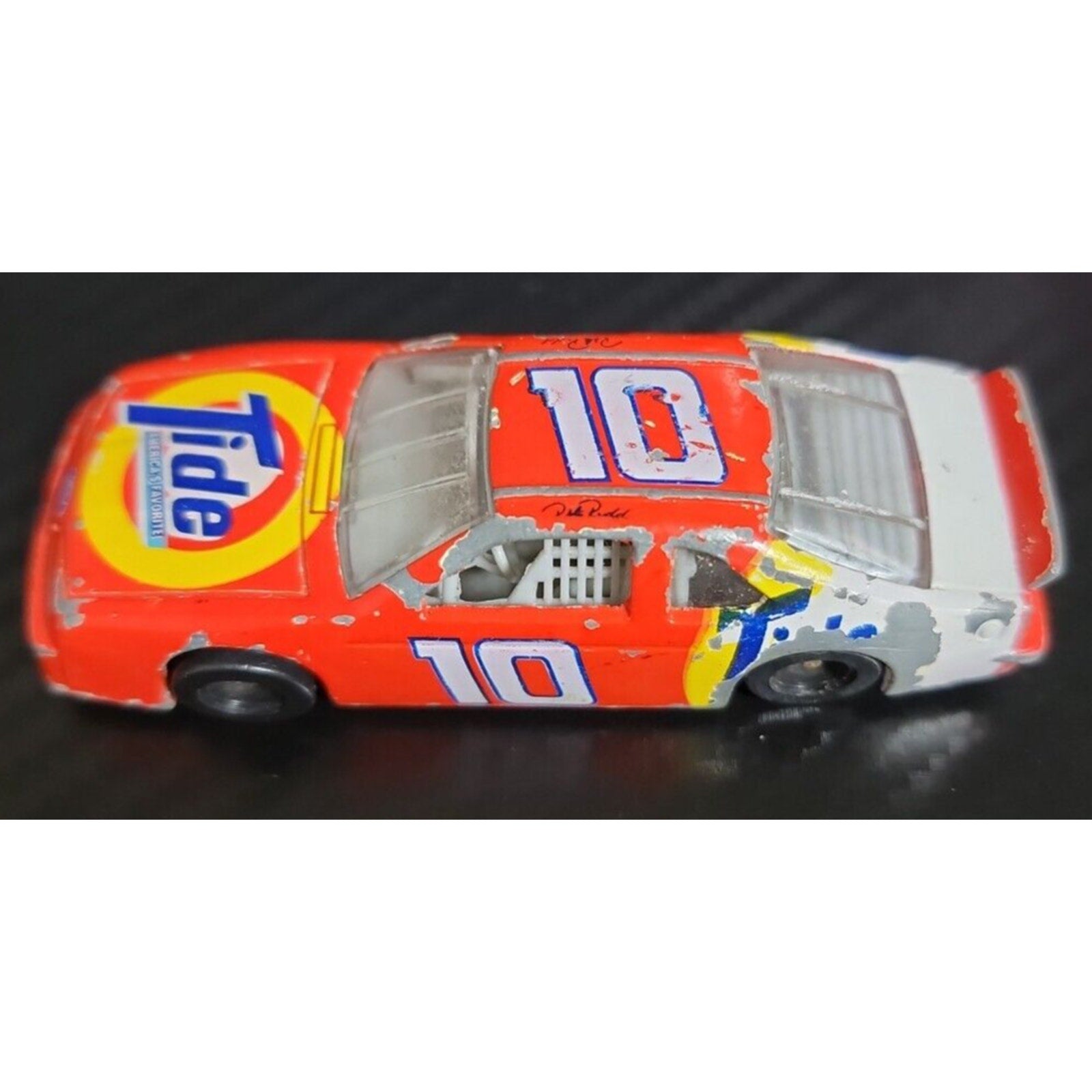 Tide 10 Diecast Car