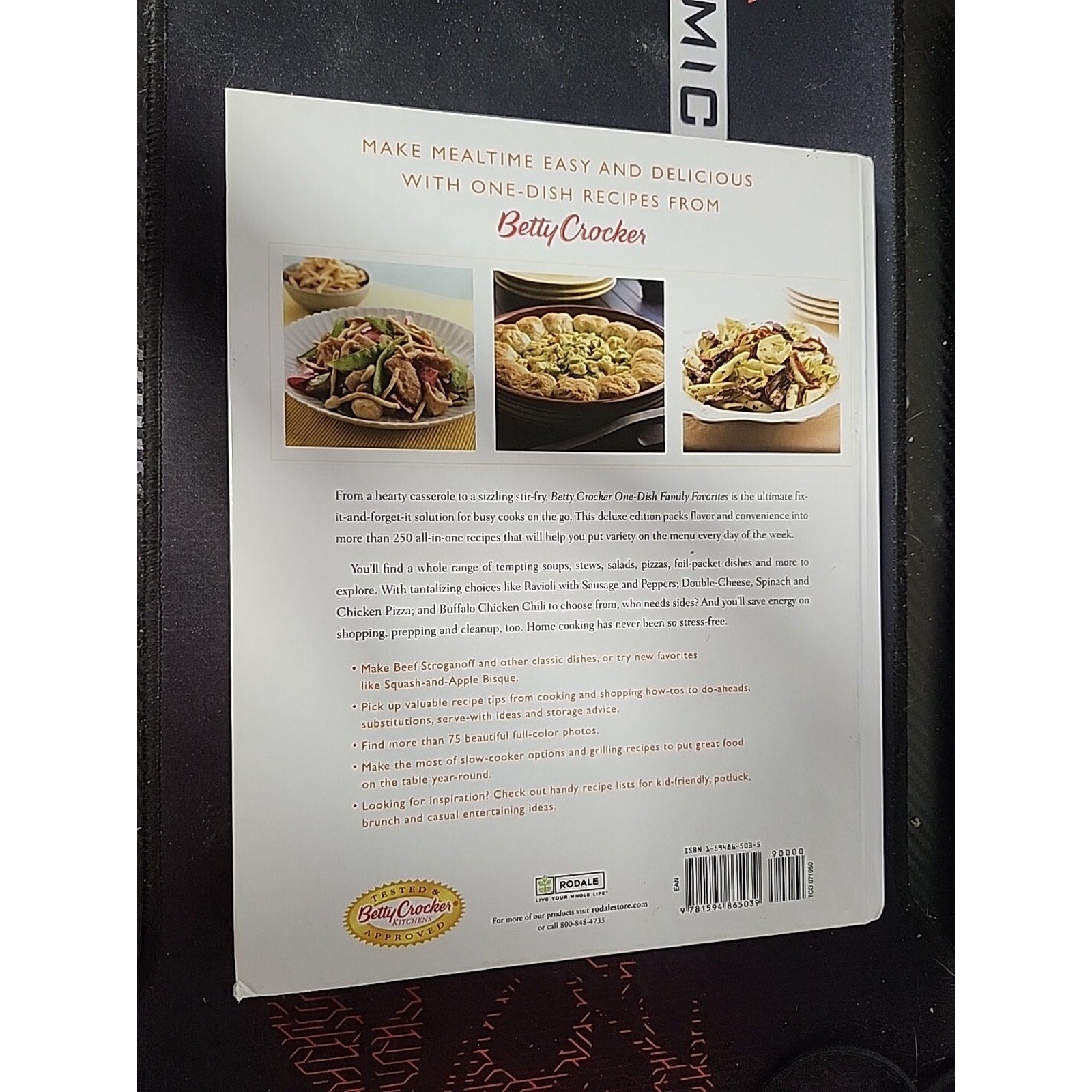 Betty Crocker One-Dish Family Favorites : Casseroles, Skillet Meals, Stir-Fries,