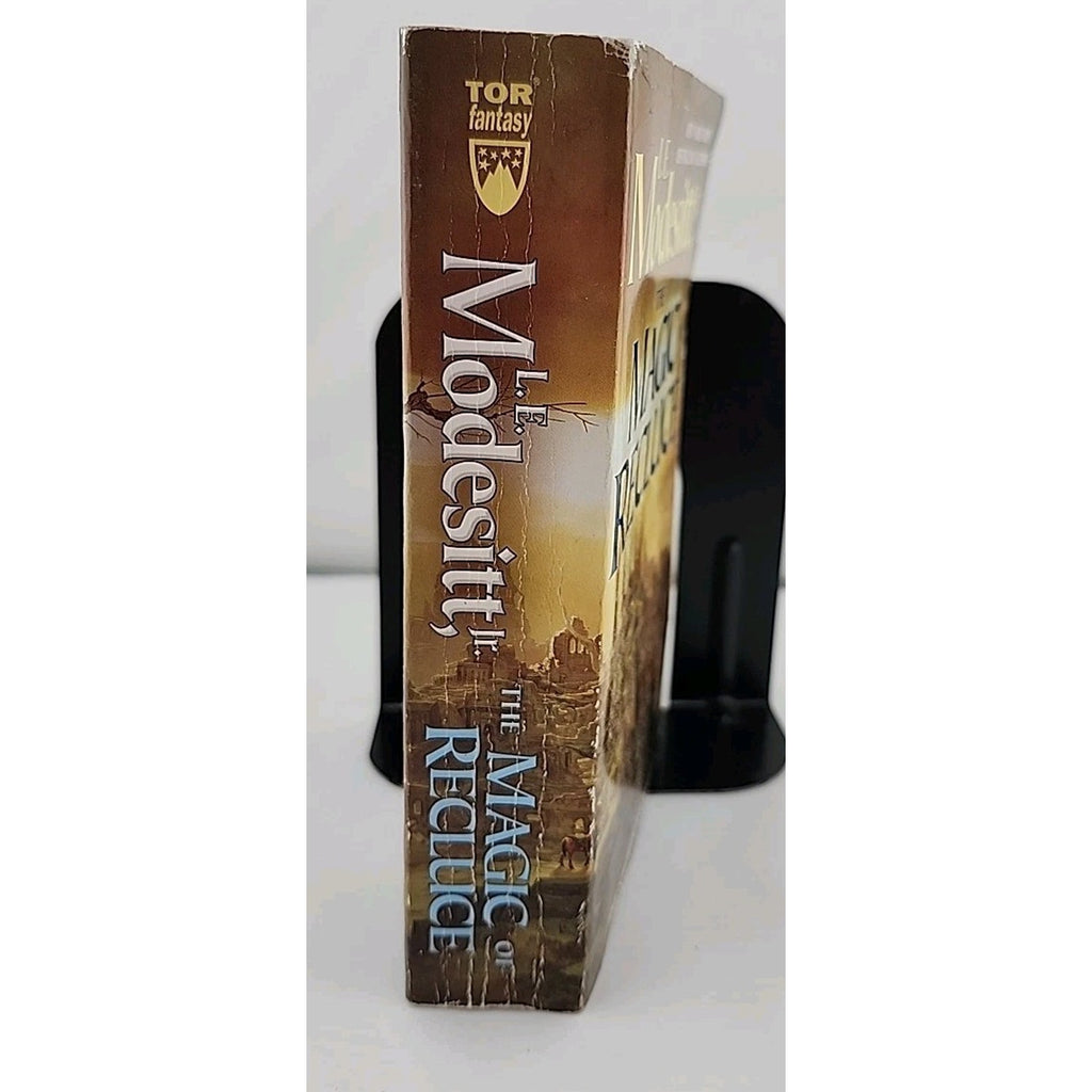 Magic of Recluce by L. E. Modesitt Jr. (2018, Mass Market)