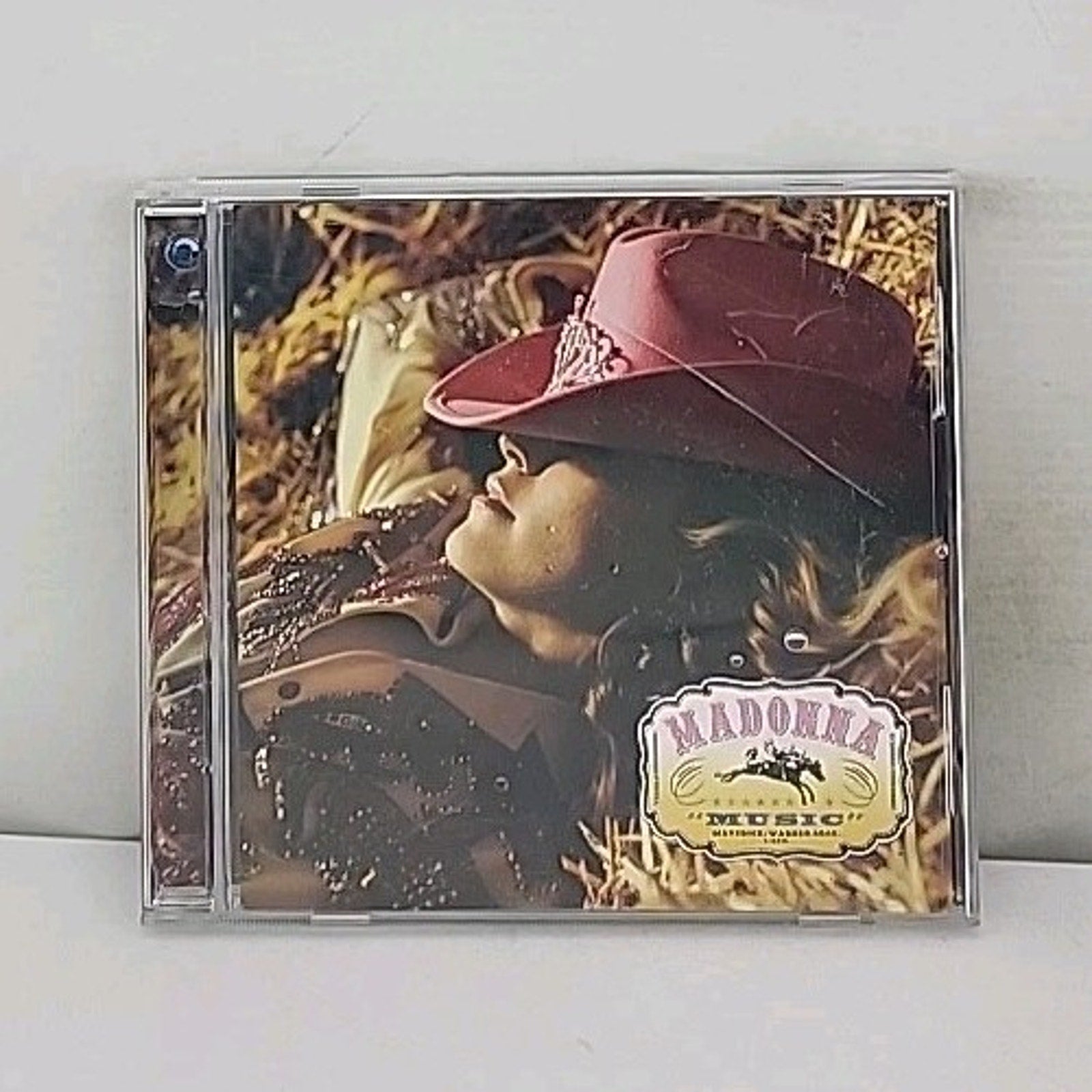 Music [Single] by Madonna (CD, Aug-2000, Warner Bros.)