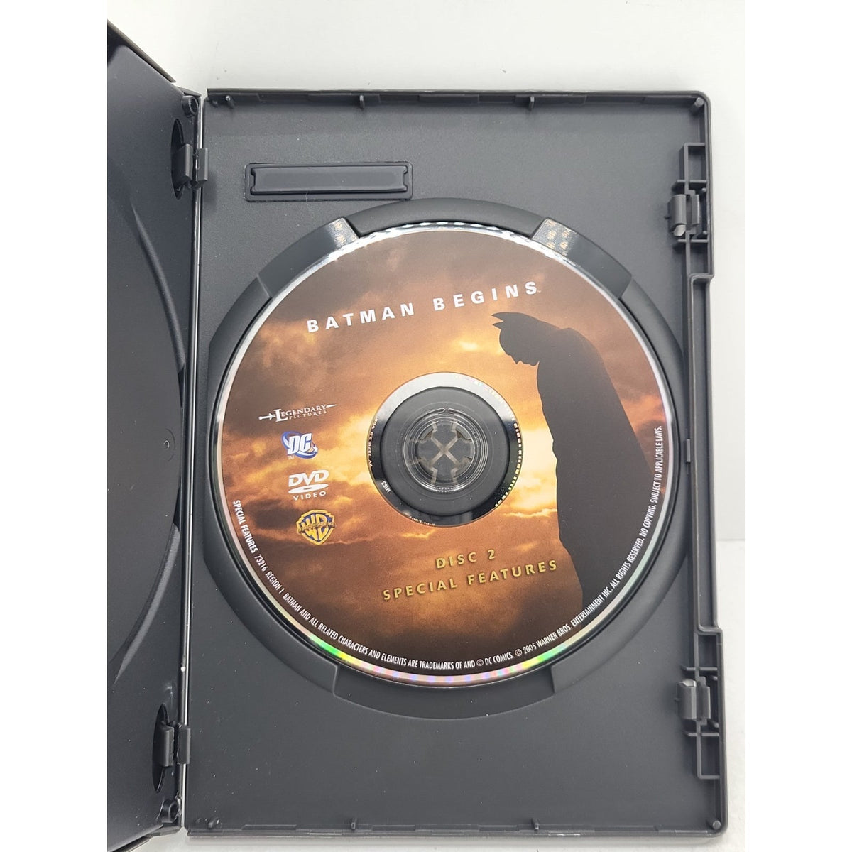 Batman Begins (DVD, 2005, 2-Disc Set, Deluxe Edition)