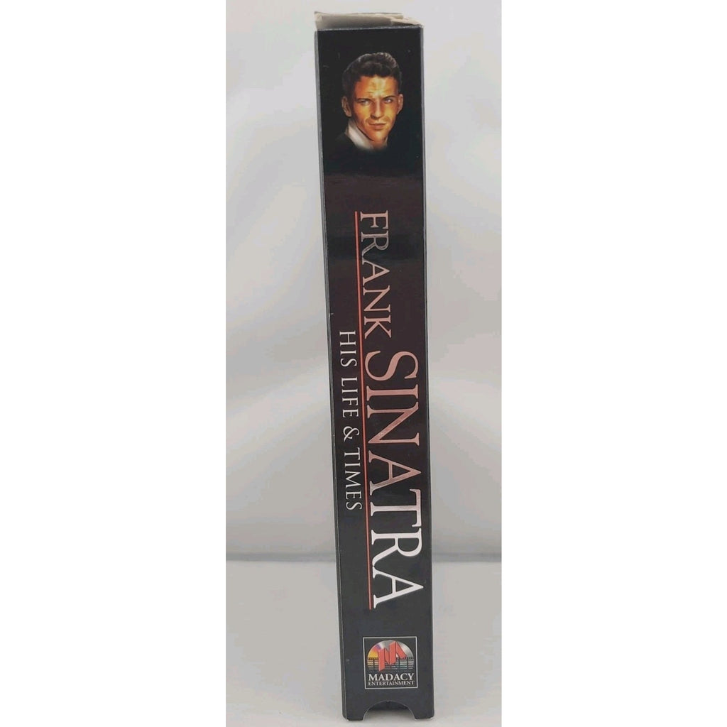 The Life And Times Of Frank Sinatra Collecters Edition In Black And White (VHS)