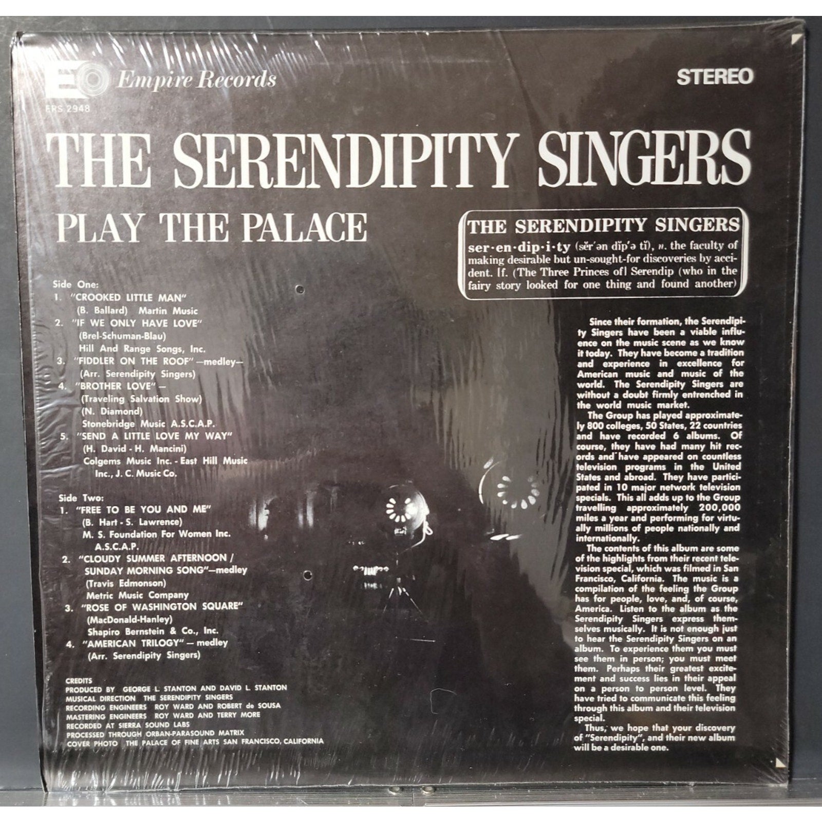 The Serendipity Singers – Play The Palace (Vinyl)
