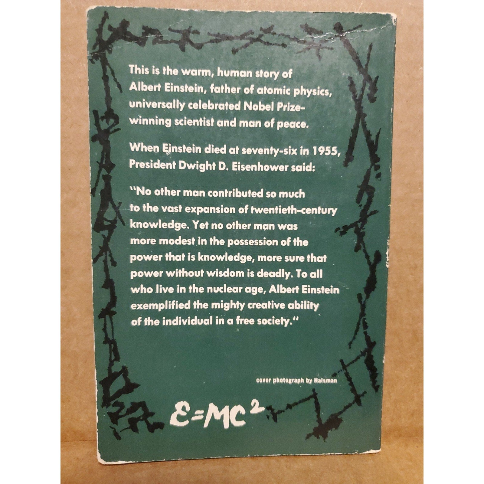 Albert Einstein: Arthur Beckhard. Avon Books #T-09.(Bard Book) Paperback. 1959